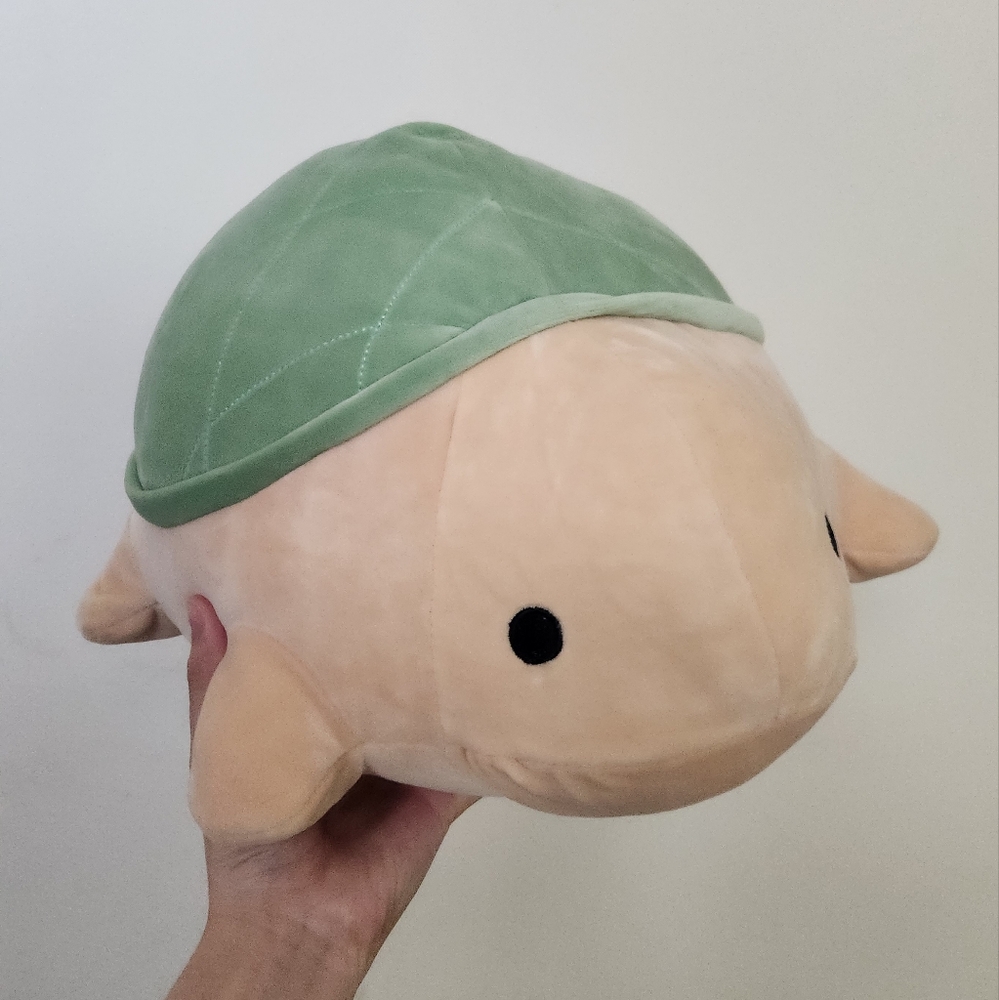 Green turtle plushy, super soft, brand new